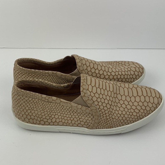 Joie tan reptile pattern slip on sneakers size 37 (5.5 see cov chart ) - Picture 12 of 12